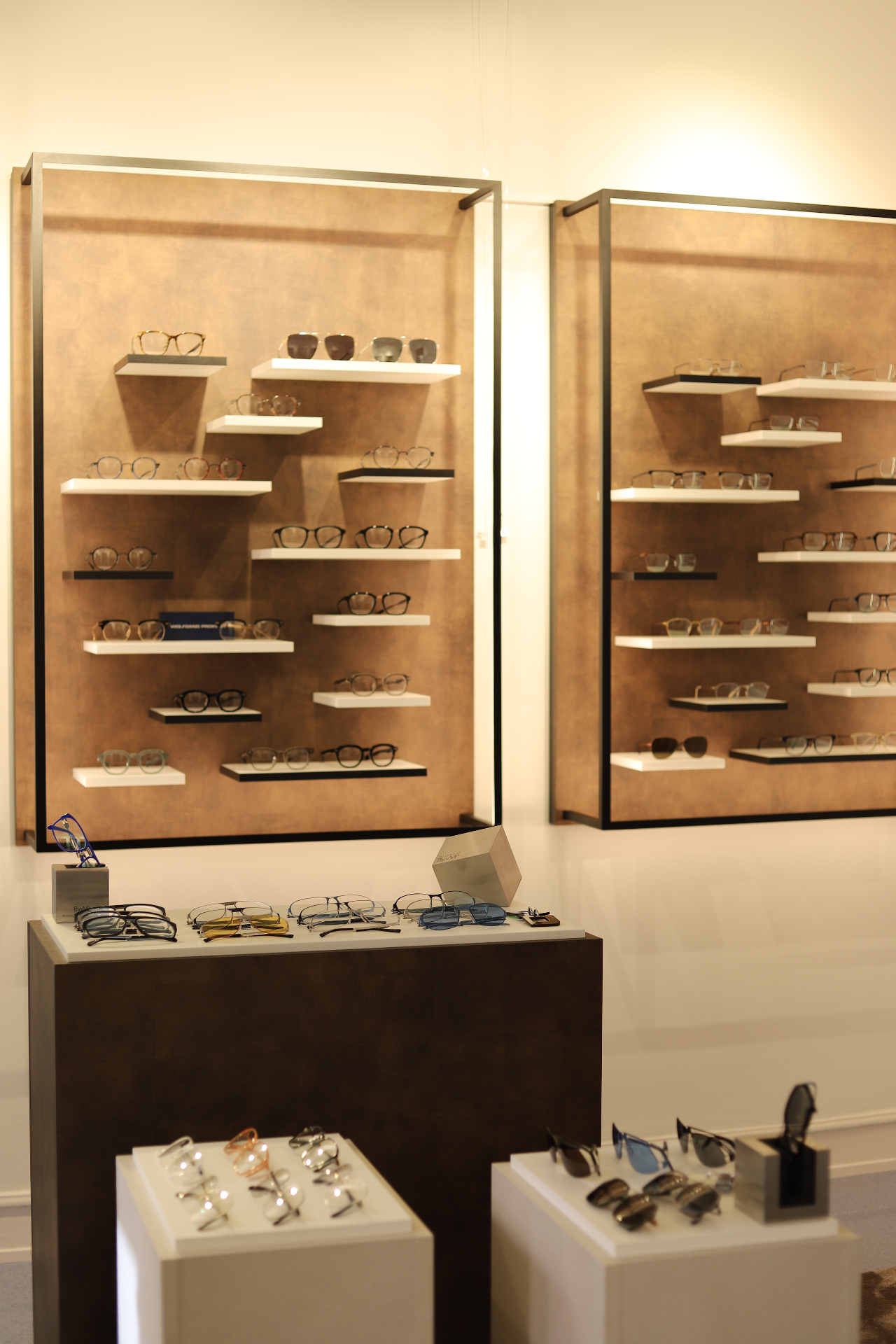 Showroom 2